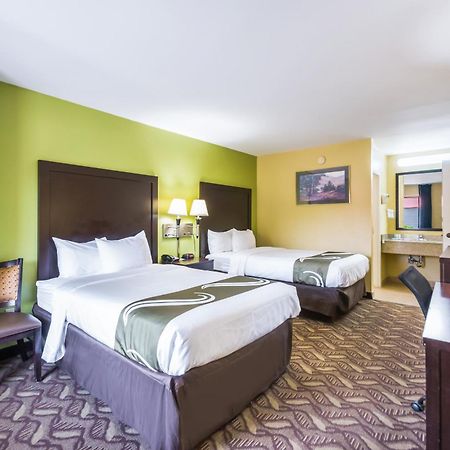 Quality Inn Fredericksburg-Central Park Area Εξωτερικό φωτογραφία