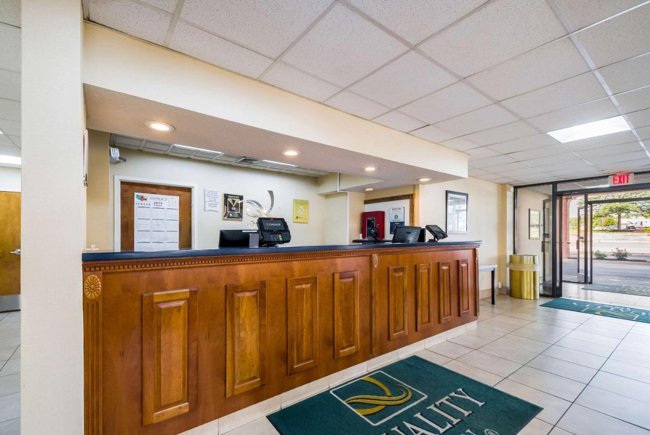 Quality Inn Fredericksburg-Central Park Area Εξωτερικό φωτογραφία